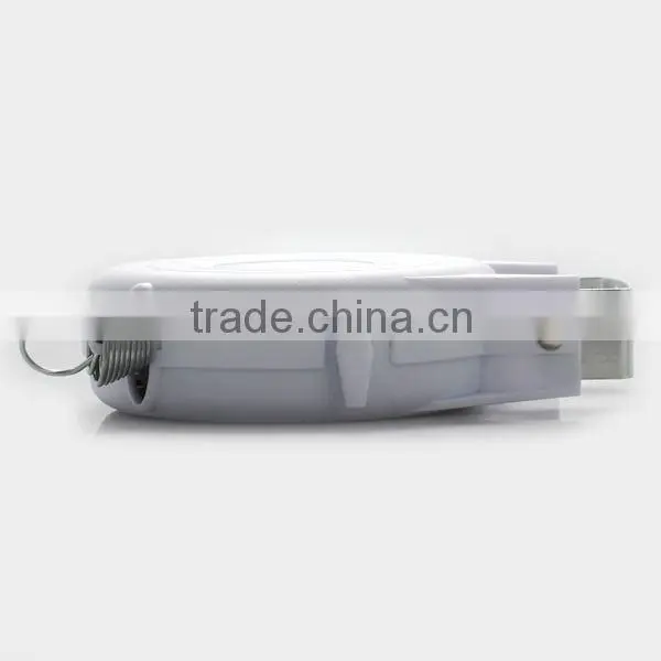 Wall mounted retractable clothes line