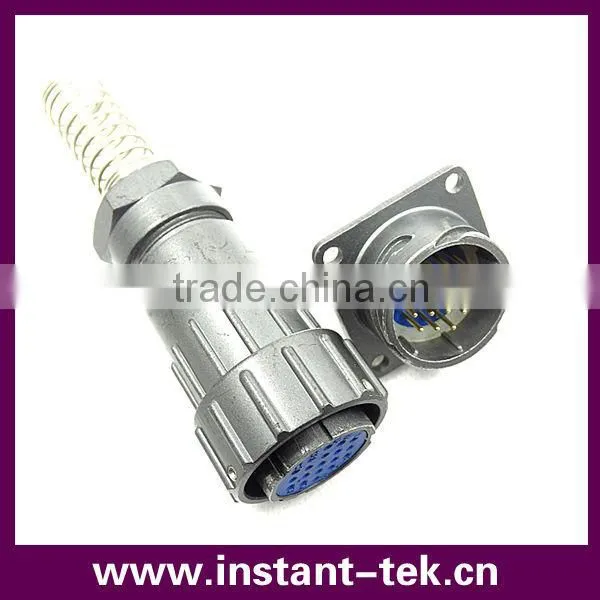 industrial waterproof plug