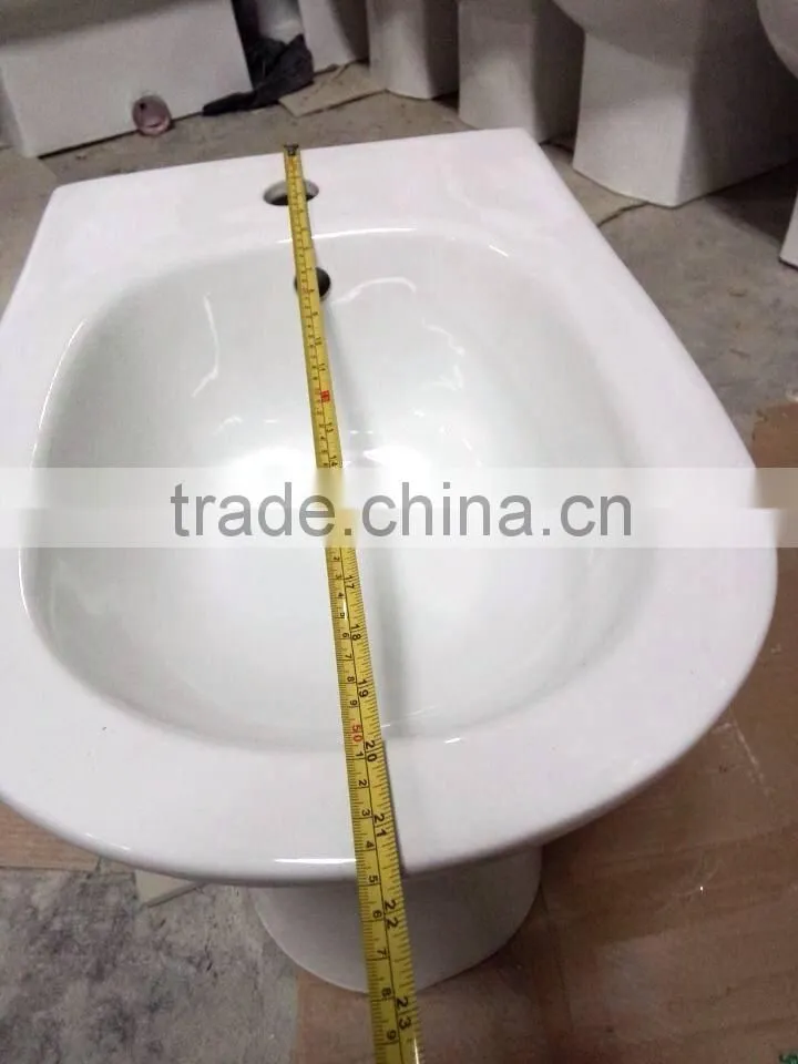 Private clean sanitary female bathroom ceramic women toilet bidet