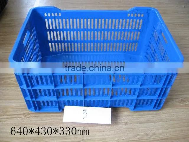 Plastic crate injection mould