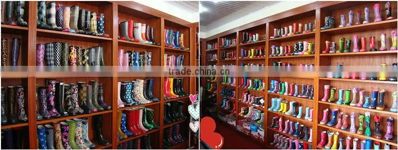 Splendid Striped Rubber Rain Shoe Boots