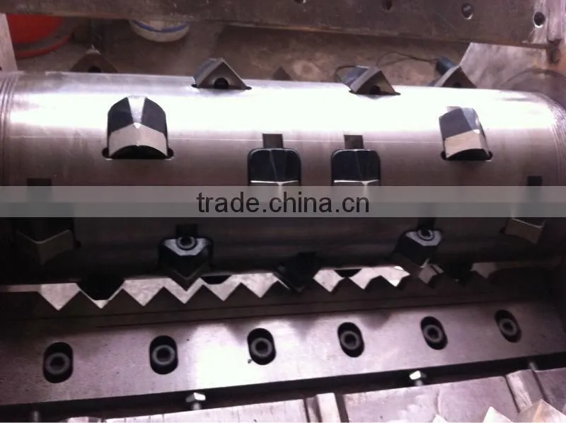 Single shaft shredder