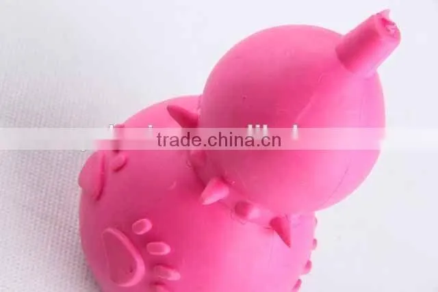 TPR pet toy in gourd shape with footprint pattern/dog toy