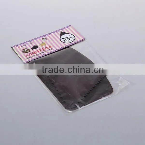 2 pcs set 13.8cm kawaii plastic cake cutter & server