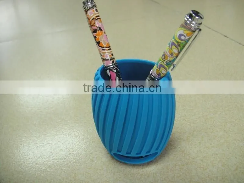 2016 high quality Blue silicone pencil vase