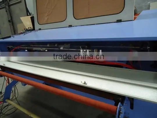 80W /100w/ 150 W Large Area Clothing/Apparel/Garment Professional automatic feeding laser cut fabric