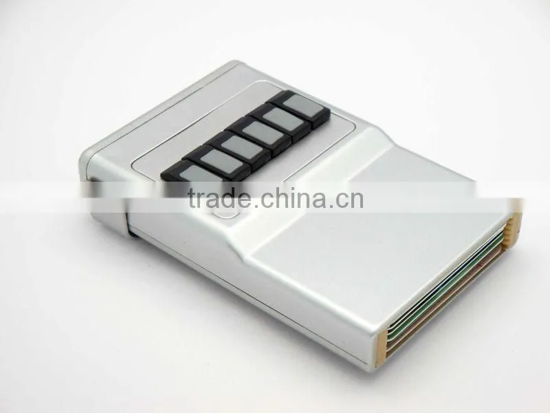CREDIT CARD HOLDER
