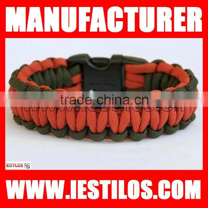 red paracord survival bracelet clasp