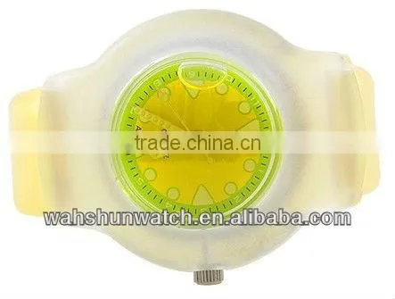 2013 candy color plastic strap cheap custom vogue ladies jelly watch
