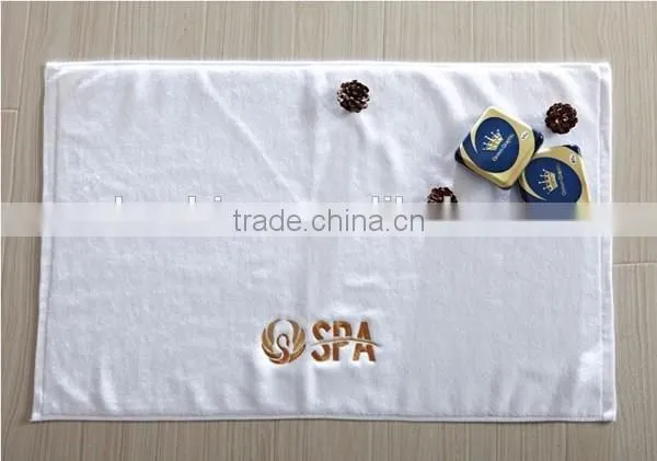 Custom Embroidery Logo White Floor Towel Cotton Wholesale Hotel Bath Mat