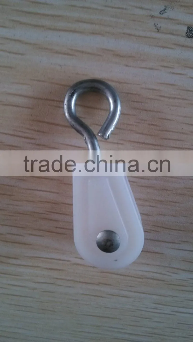7/8" Swivel nylon rope pulley