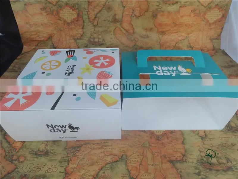 Beautiful design paper cake box with handle