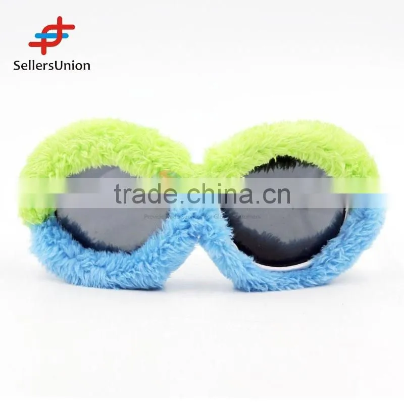 2017 hottest sale No.1 Yiwu export commission agent Good quality green-blue short plush sunglasses