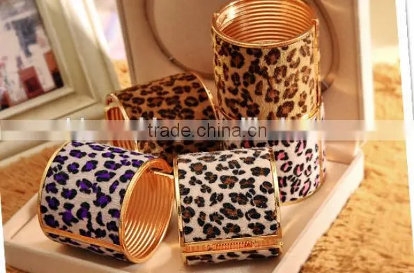 Plush leather exaggerated leopard zebra wide bracelet