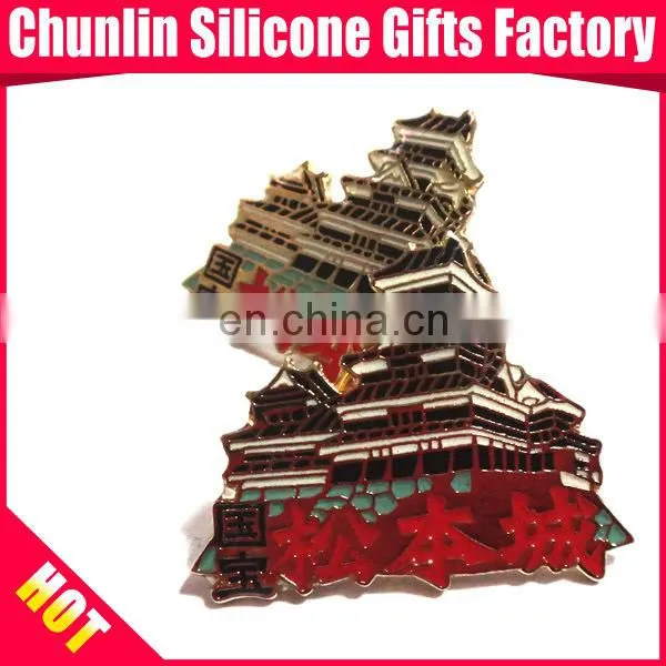 souvenir badges / travel badges / building badges