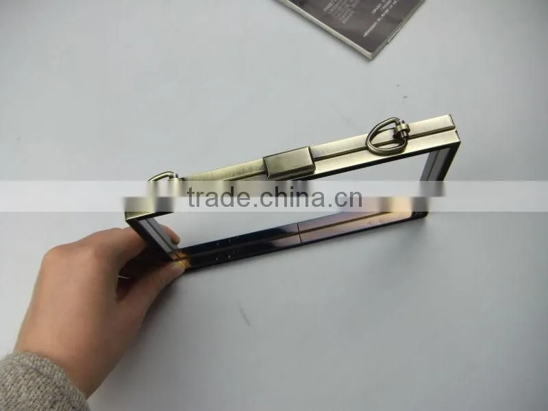 2014!New Fashion Antique Brass Metal Purse Bag Frames With Clasp Loop