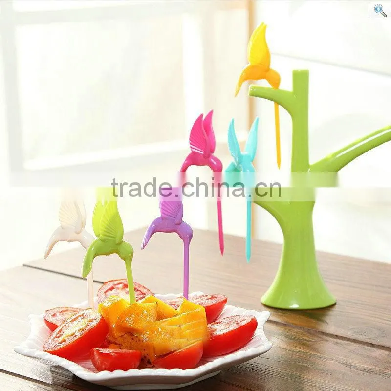 Birdcage fruit fork