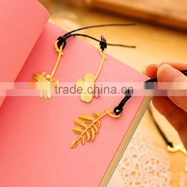 Unique plating ginkgo metal bookmark