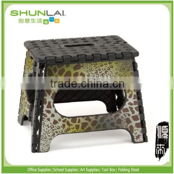 plastic step folding stool for home and ourdoor activity