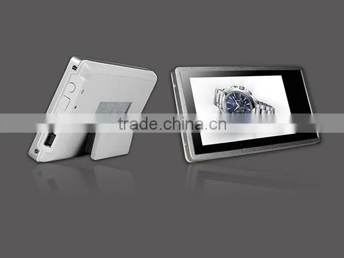 3'' Digital Wearable Video Badge with EU or US Charger, MP4 Advertising Player, Video Name Tag
