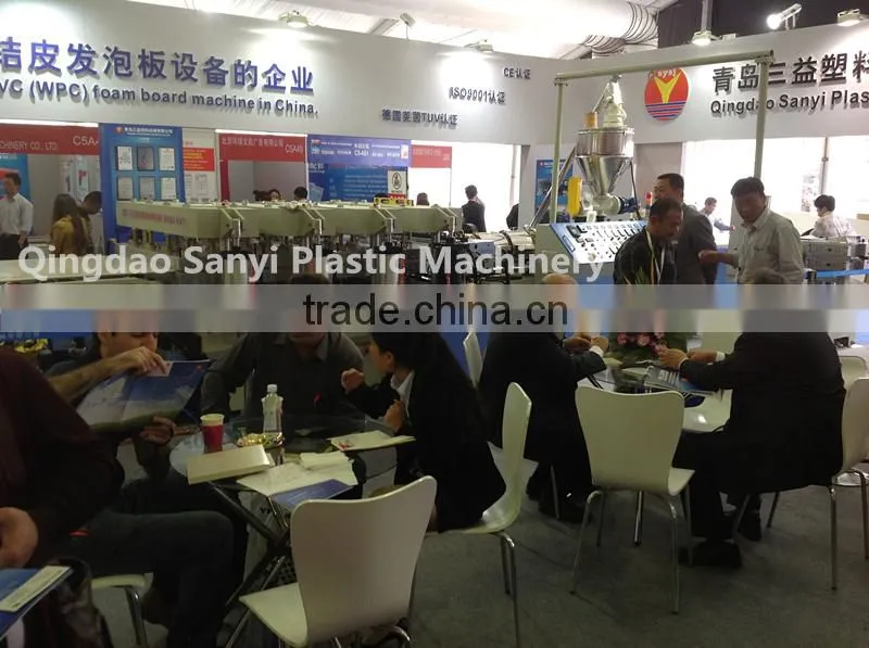 Light and Green PVC Advertisement Billboard, Sign, Slogon Sheet Making Machine