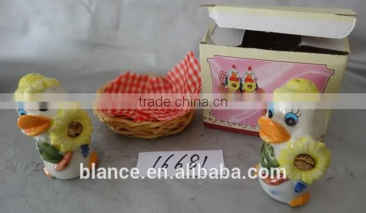 ceramic duck salt and pepper shaker with basket