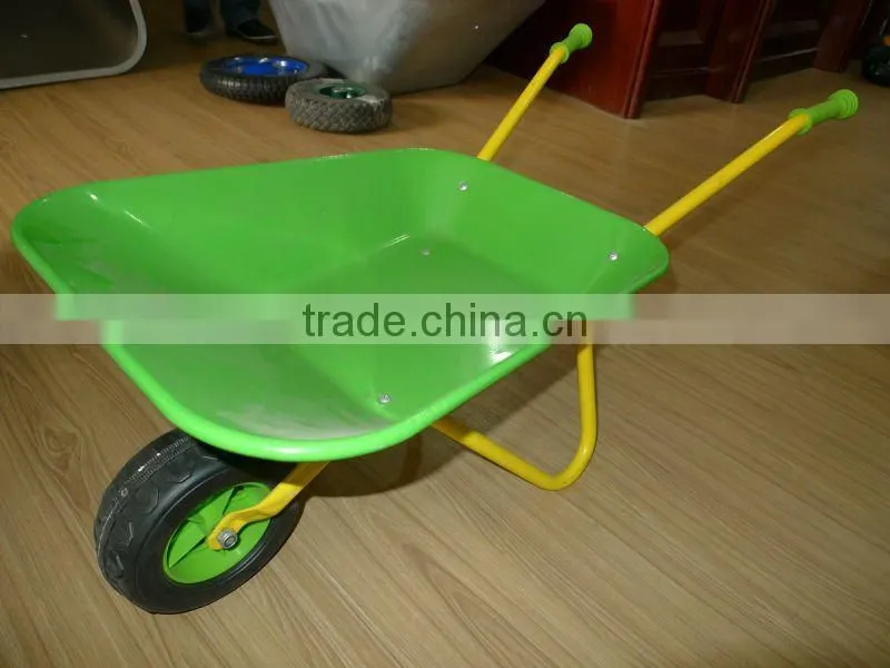 Kid's wheelbarrow