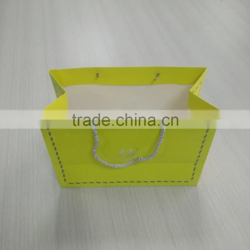 Shenzhen Factory Custom Printed Paper Gift Bag with drawstring For Wholesale