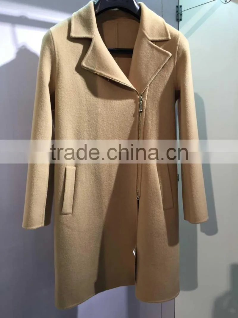 Ladies handle camel 100% Wool coat for Sring and Fall