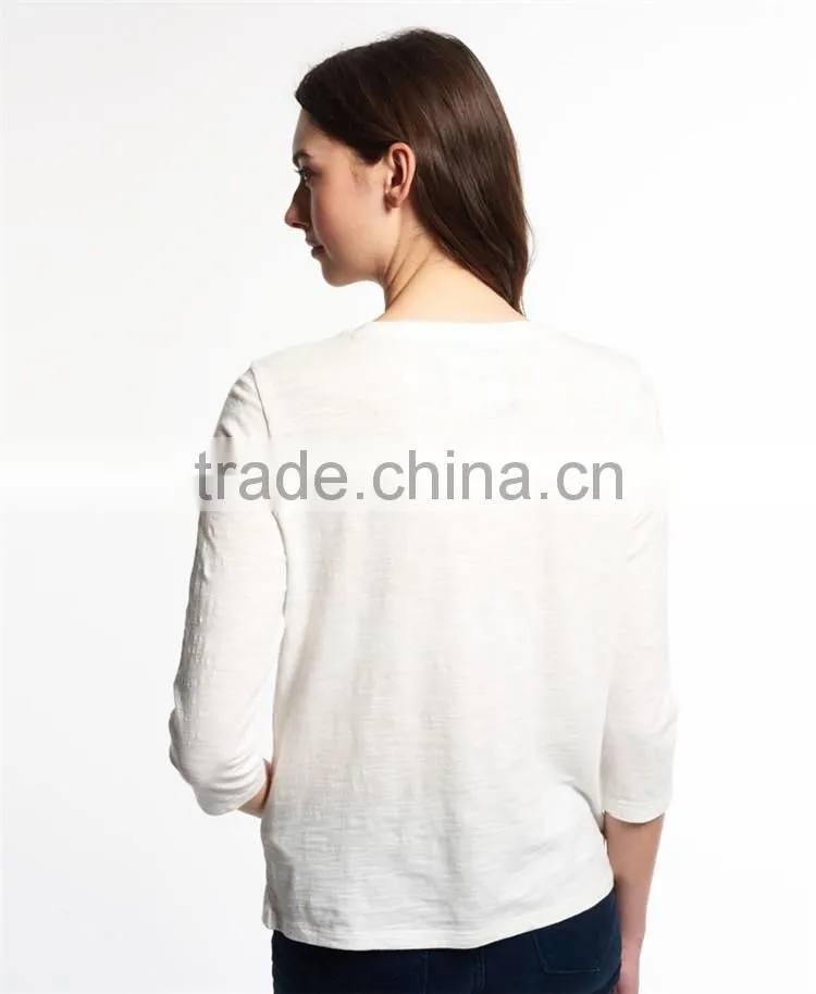 2016 Guangzhou Shandao Wholesaler High Quality Latest Autumn Casual 3/4 Sleeve Round Neck Embroidered Cotton Girl's Stylish Top