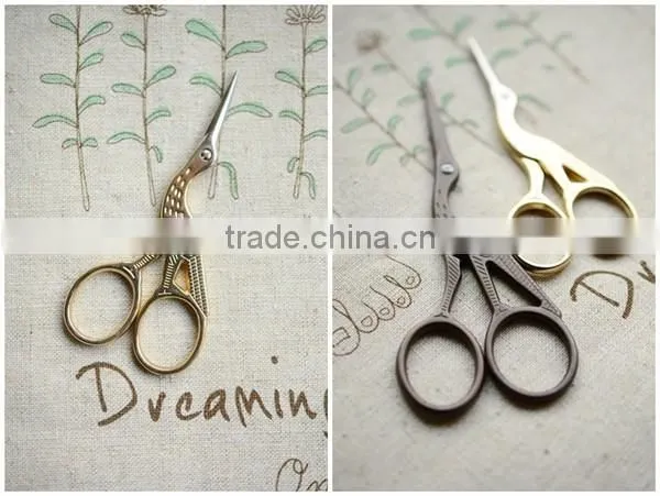Stainless Steel Scissors Vintage European Style Plum Blossom Scissors For Embroidery