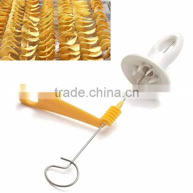 2017 New kitchen tools twister tornado spiral potato cutter