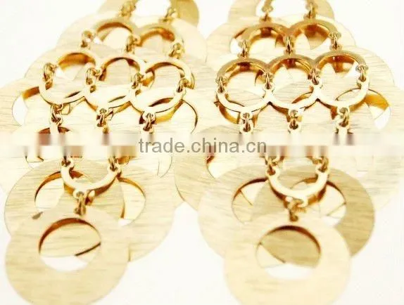girls gold earrings