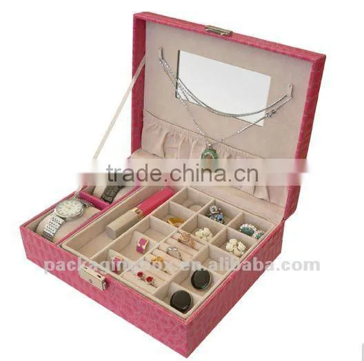 Paper packaging case with clear window