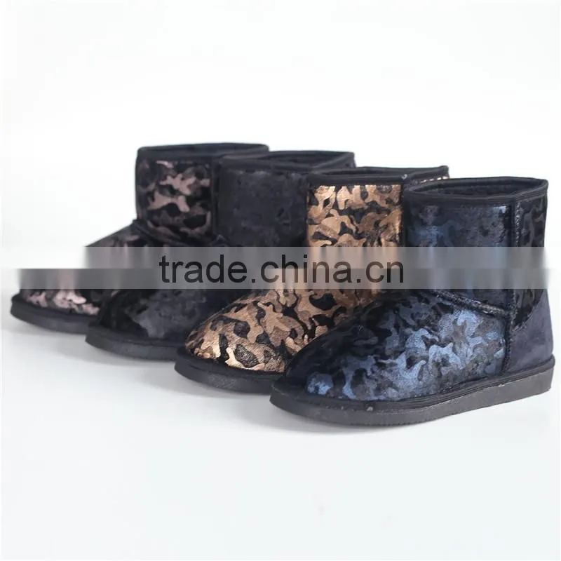 Ladies microsuede with print slipper boot