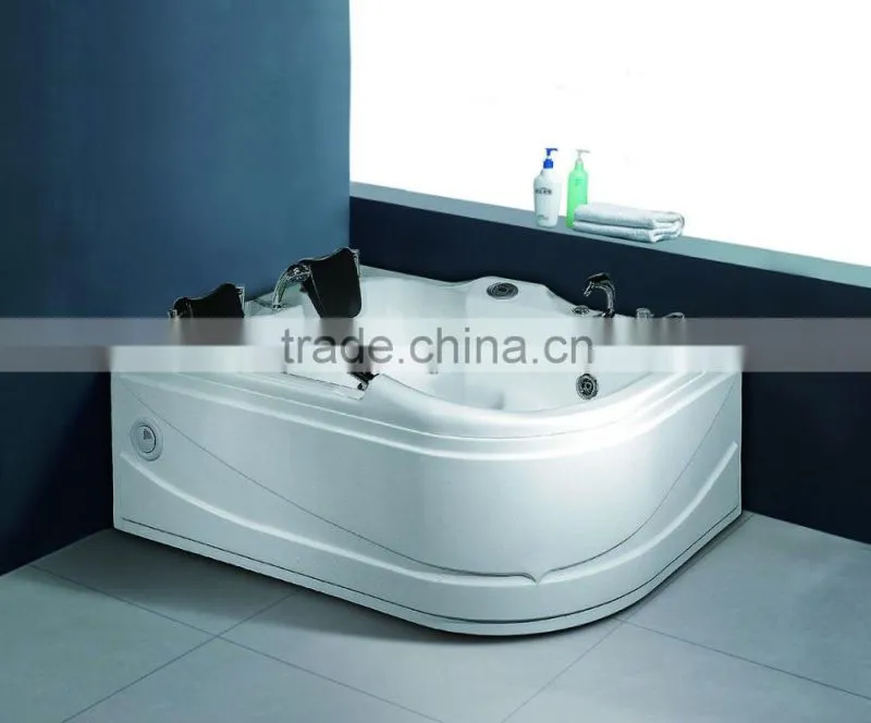 Guangdong Factory Acrylic Massage Bathtub Q311