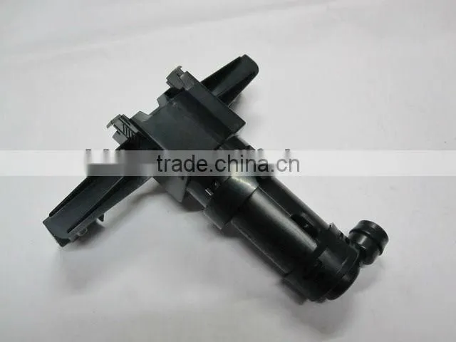 Car Headlamp Washer For TOYOTA CROWN 85208-0N010