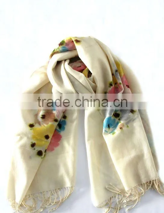 100%wool scarf