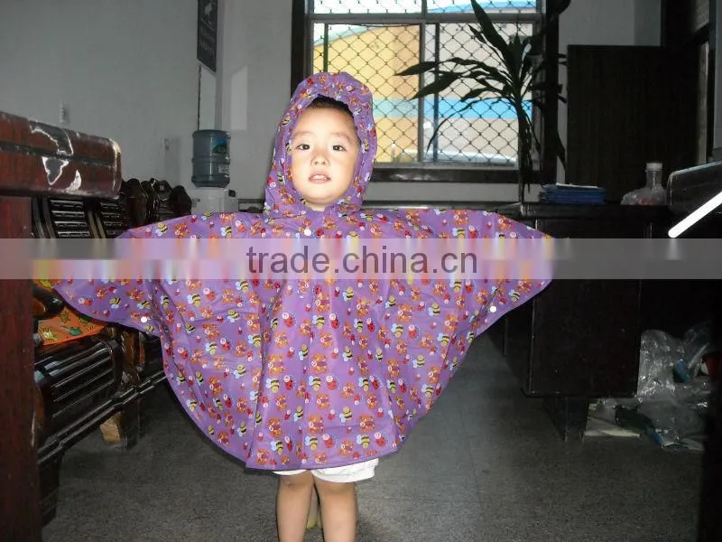 pvc green rain poncho/raincape