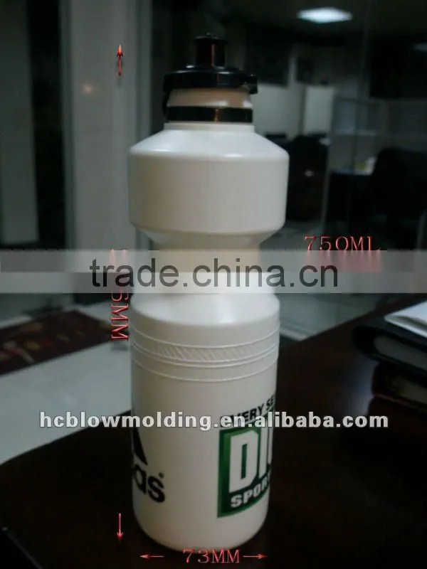 OEM BLWO MOLDING plastic water bottle Cycling sport water bottle for sale