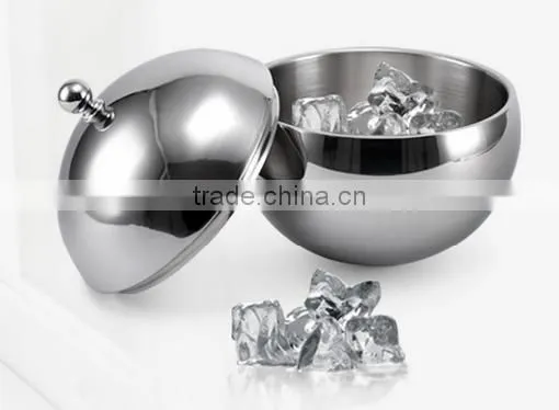 Spherical Stainless Steel Ice Bucket Ice Container With Lid