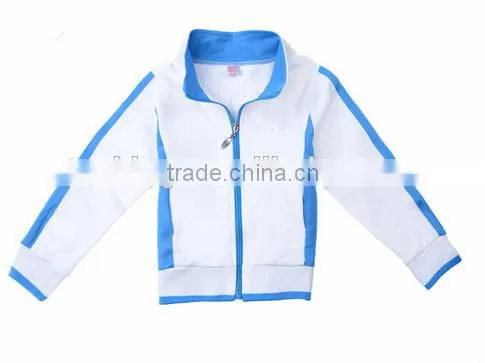 Unisex design winter school uniform for primary school
