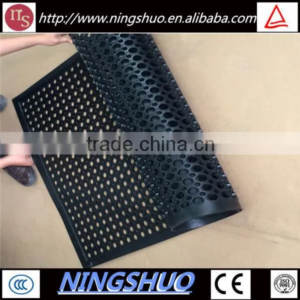 Industry wholesale of safety non slip kitchen rubber anti fatigue mat with hole