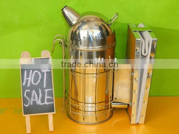 Smoker tool with Protect Fence for Beekeeping