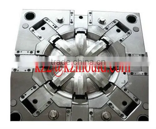 Huangyan injection plastic auto hub cap mould supplier