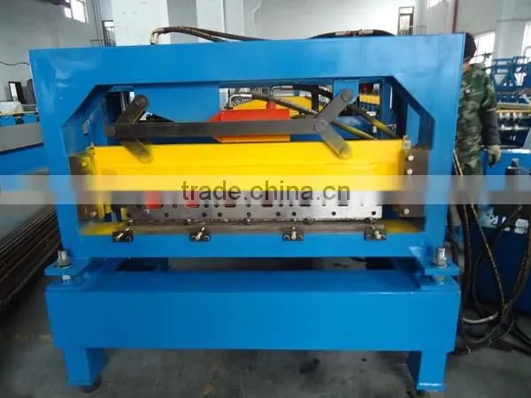 Portable Metal Roofing Tile Sheet Roll Forming Machine / Manual Roof Tile Making Machine