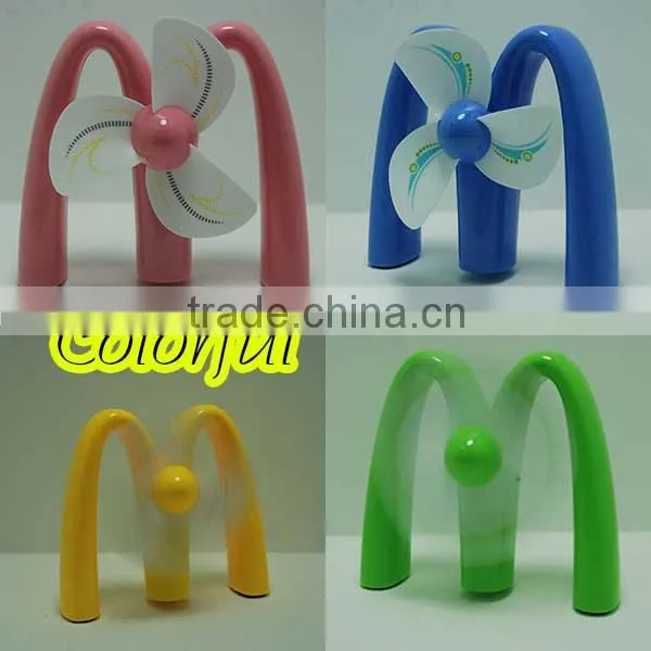 2014 New Design USB Fan bring cooling Summer. Wholesale rechargeable Mini USB Fan.