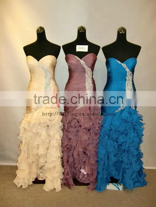 Off-shoulder sexy backless ruffle and beaded open front layering fishtail ballkleid