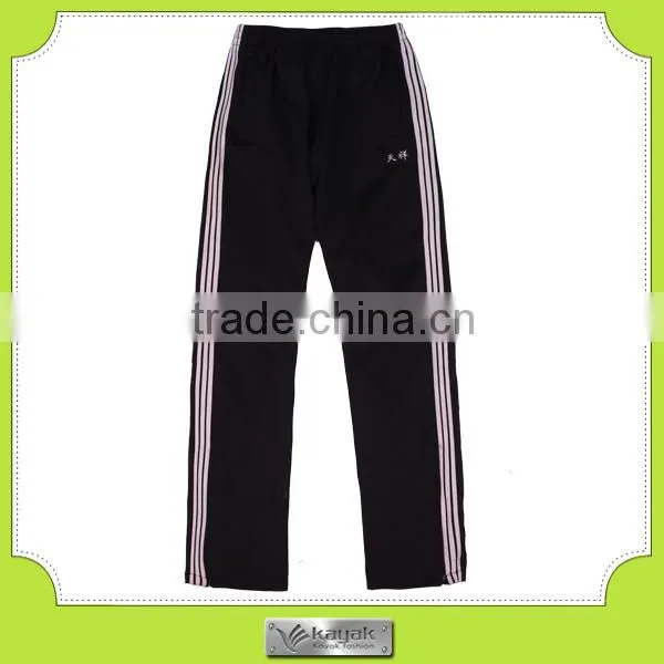 Professional training tracksuit custom sport tracksuit with embroidery logo
