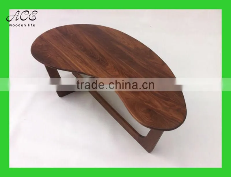 Mid Century Modern walnut Coffee Table